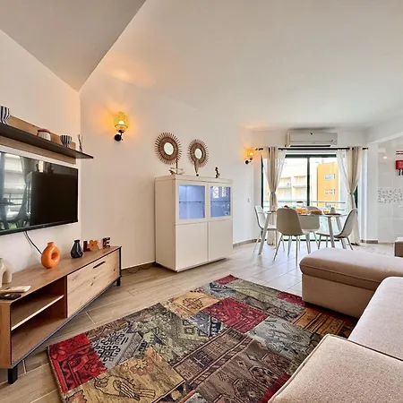 1 With Pool By Homing Appartement